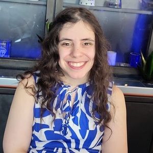 Meet your Posher, Beatriz